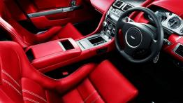Aston Martin V8 Vantage Facelifting - pełny panel przedni