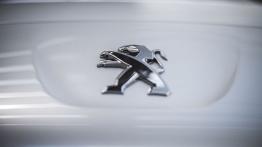 Peugeot RCZ Facelifting - logo