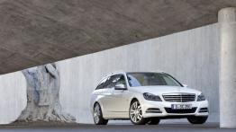 Mercedes C 350 CDI W204 kombi Facelifting - widok z przodu