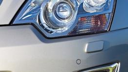 Opel Antara Facelifting - lewy przedni reflektor - wyłączony