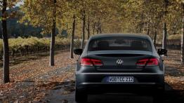 Volkswagen Passat CC Facelifting - widok z tyłu