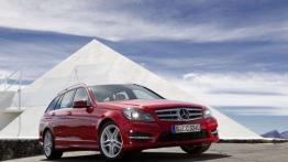 Mercedes C 350 CDI W204 kombi Facelifting - widok z przodu