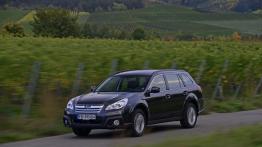 Subaru Outback IV Facelifting - widok z przodu