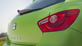 Seat Ibiza V SportCoupe Facelifting - prawy tylny reflektor - wyłączony