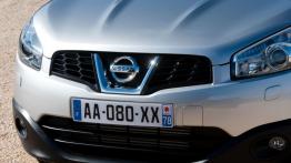 Nissan Qashqai Facelifting - grill
