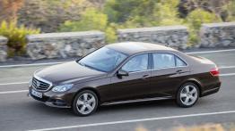 Mercedes E 300 BlueTEC HYBRID Facelifting - widok z góry