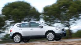 Nissan Qashqai Facelifting - prawy bok