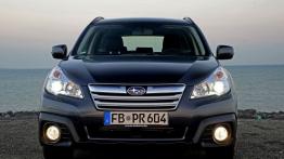 Subaru Outback IV Facelifting - widok z przodu