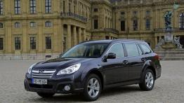 Subaru Outback IV Facelifting - widok z przodu