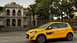 Fiat Palio 1.6 Sporting - lewy bok