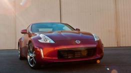 Nissan 370Z Facelifting - przód - reflektory wyłączone