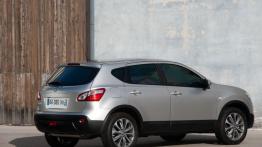 Nissan Qashqai Facelifting - widok z tyłu