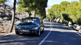 BMW serii 3 F30 Touring - widok z przodu