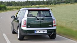 Mini Clubman D Facelifting - widok z tyłu