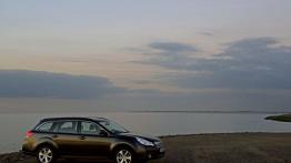 Subaru Outback IV Facelifting - prawy bok