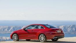 Mercedes E 500 Coupe Facelifting - widok z tyłu