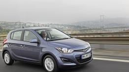 Hyundai i20 Facelifting - prawy bok