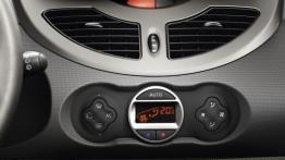 Renault Twingo II Facelifting - konsola środkowa