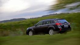 Subaru Outback IV Facelifting - widok z tyłu