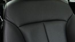 Subaru Outback IV Facelifting - fotel pasażera, widok z przodu