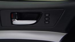 Subaru Outback IV Facelifting - drzwi kierowcy od wewnątrz