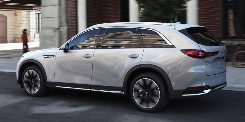 Udaje Mazdę CX-90, ale to zupełnie inny SUV. Prototyp przyłapano przy Nürburgringu