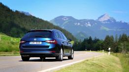 Skoda Superb Combi - komfort przestrzeni