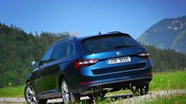 Skoda Superb Combi - komfort przestrzeni