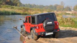 Jeep Wrangler – gwiazda nadal lśni