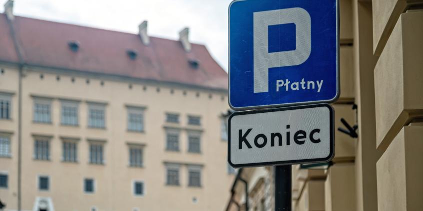 Nowe znaki D-301, D-301a i D-302. Kierowców czekają zmiany w parkowaniu