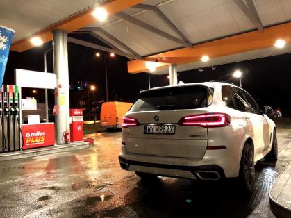 #BMW #X5 #CircleK #tankowanie
