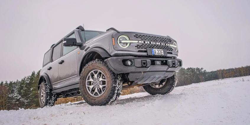 Dwa nowe Fordy przed końcem dekady. Pickup Bronco i mniejszy Transit