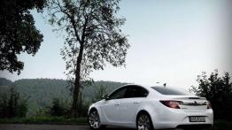 Nowy Opel Insignia - świeży czy odgrzany?