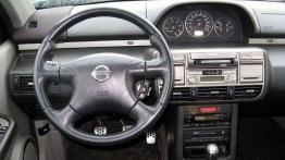 Nissan X-Trail I - uniwersalny czy bezsensowny?