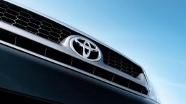 Toyota Hilux VII Półtorej kabiny
