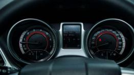 Fiat Freemont 3.6 V6 - włosko-amerykańska głowa rodziny