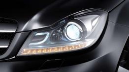 Nowy Mercedes klasy C Coupe - elegancki i dynamiczny