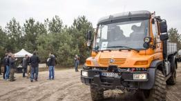 Unimog i Arocs - teren im niestraszny