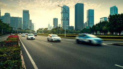 Ostatni dzwonek dla polskiej motoryzacji. Prezydent daje zielone światło dla testów pojazdów zautomatyzowanych