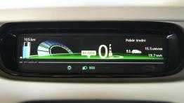 BMW i3 vs Renault Zoe - elektryzują miasto