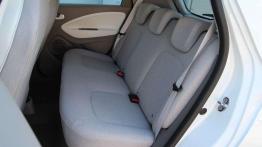 BMW i3 vs Renault Zoe - elektryzują miasto