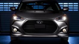 Hyundai Veloster Turbo - przód - reflektory włączone