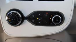 BMW i3 vs Renault Zoe - elektryzują miasto