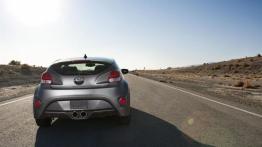 Hyundai Veloster Turbo - widok z tyłu