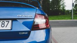Skoda Octavia RS. To auto nie skręca zbyt mocno
