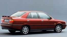 Lancia Dedra - konserwatywność ponad wszystko