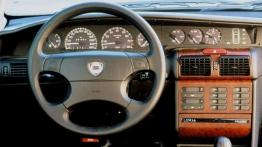 Lancia Dedra - konserwatywność ponad wszystko