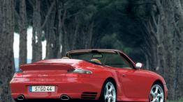 Porsche 911 996 Turbo Cabrio - widok z tyłu