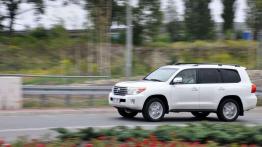 Toyota Land Cruiser V8 - doświadczenie to nie wszystko