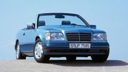 Mercedes Klasa E 1991 Cabrio - widok z przodu
